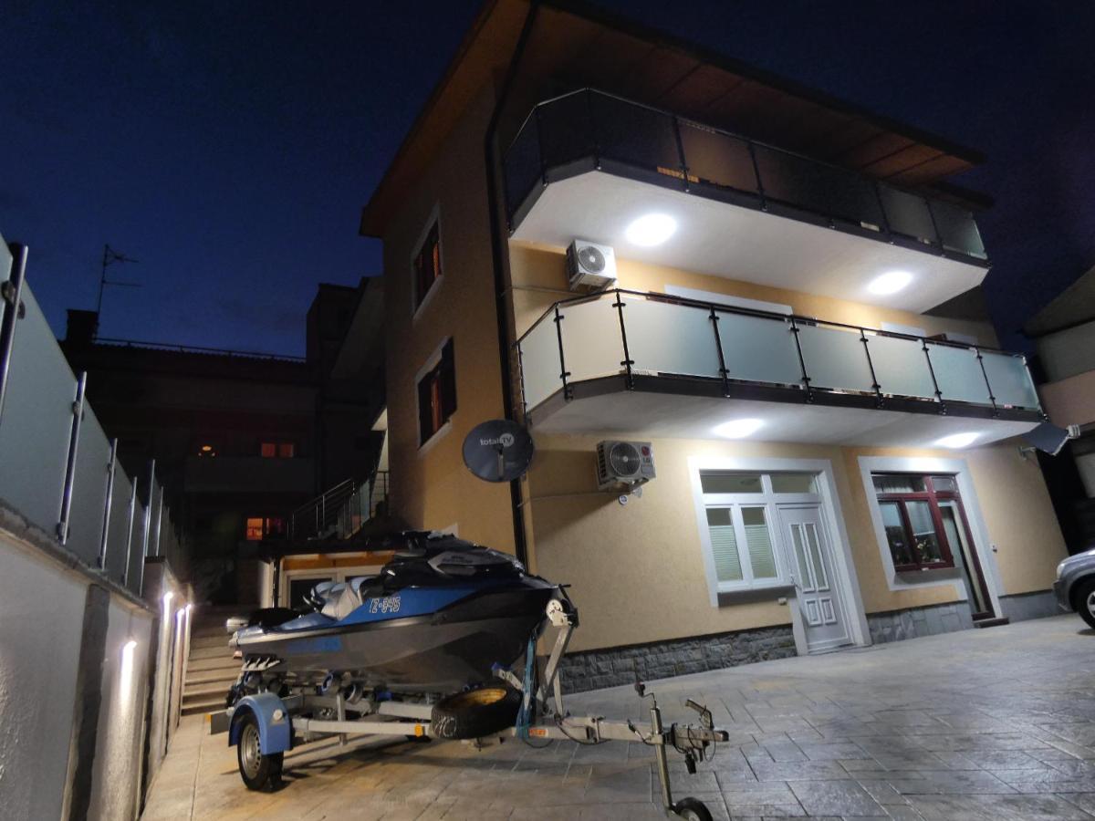 Apartment & Olive Oil Valuma Koper Exterior foto